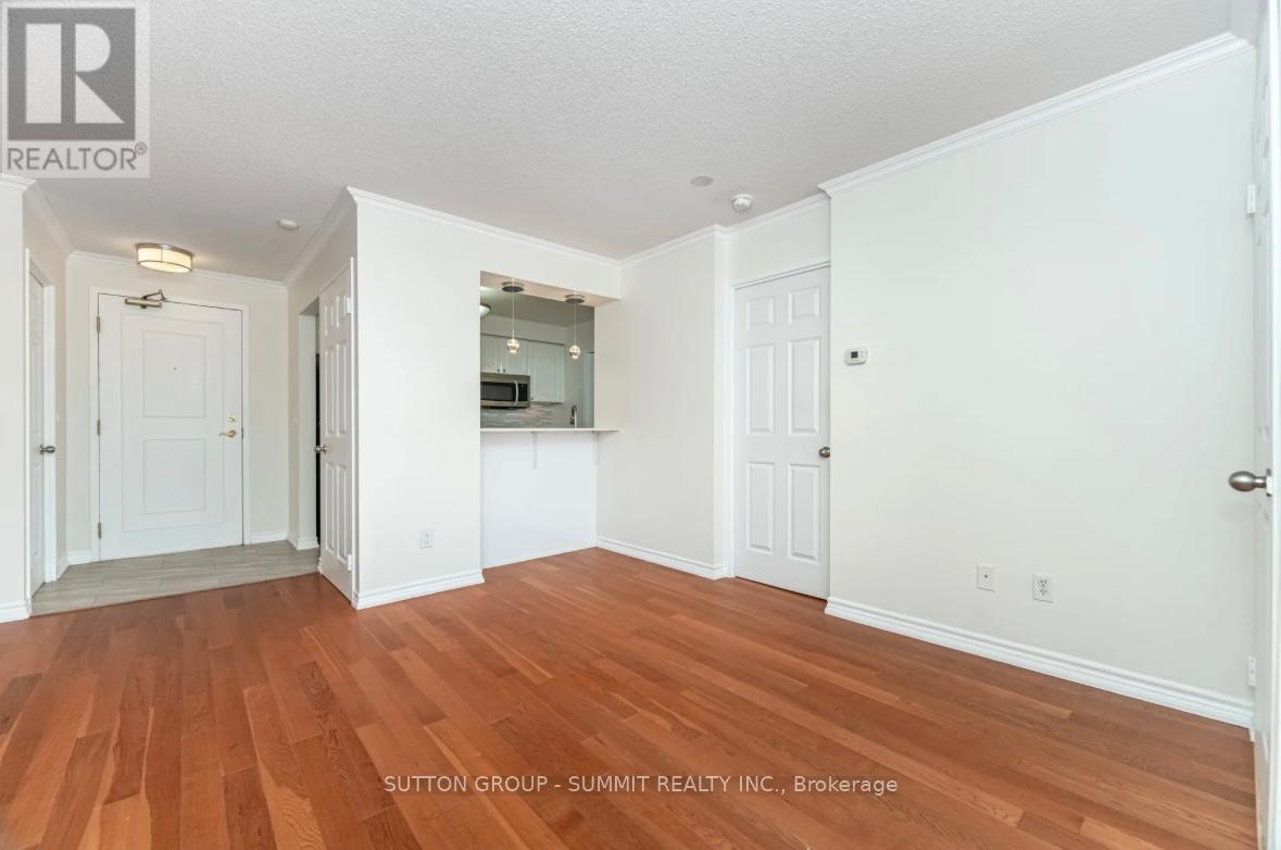 207 - 2300 Parkhaven Boulevard, Oakville, Ontario  L6H 6V9 - Photo 10 - W12481035