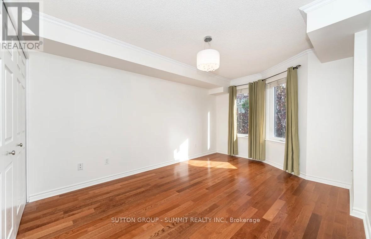 207 - 2300 Parkhaven Boulevard, Oakville, Ontario  L6H 6V9 - Photo 16 - W12481035