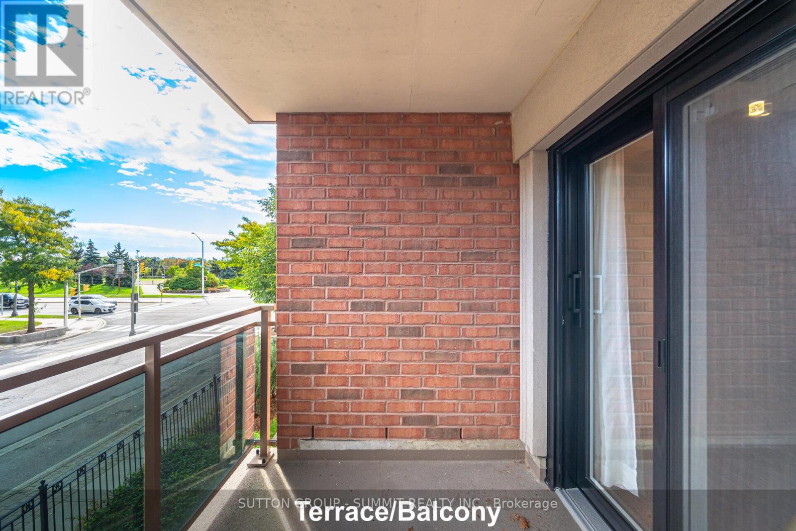 207 - 2300 Parkhaven Boulevard, Oakville, Ontario  L6H 6V9 - Photo 24 - W12481035