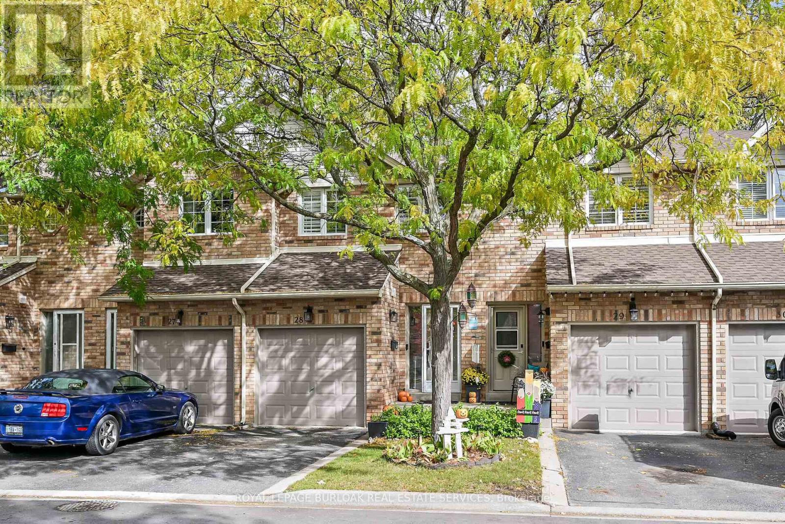 28 - 2015 Cleaver Avenue, Burlington, Ontario  L7M 4J7 - Photo 1 - W12481047