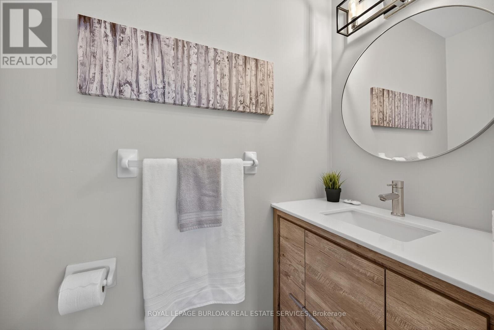 28 - 2015 Cleaver Avenue, Burlington, Ontario  L7M 4J7 - Photo 23 - W12481047