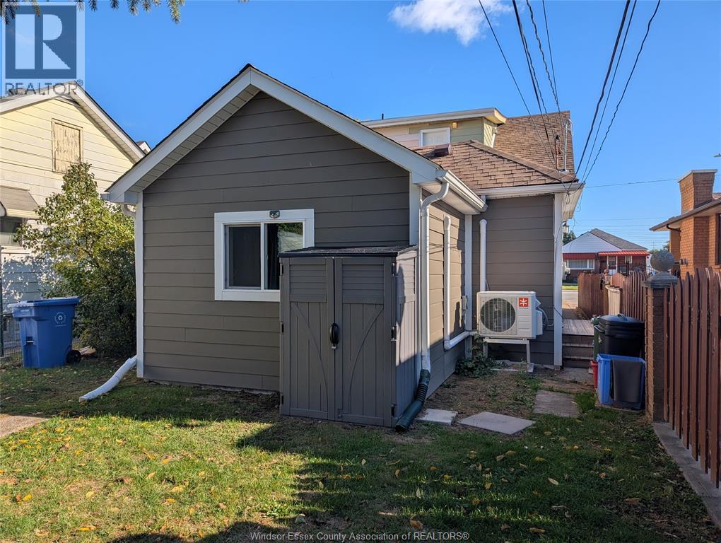 1739 Parent Avenue, Windsor, Ontario  N8X 4J9 - Photo 4 - 25027136