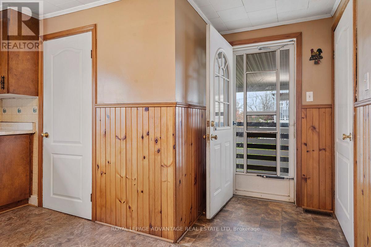 25 Brock Street N, Perth, Ontario  K7H 1Y9 - Photo 8 - X12481070
