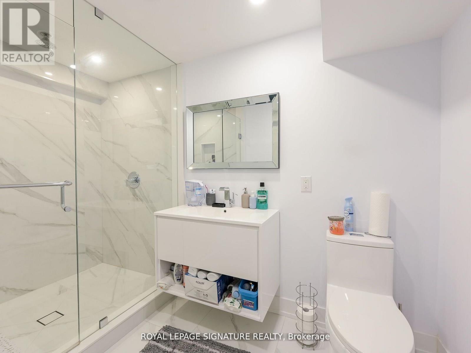 281 Mcgill Street, Mississauga, Ontario  L5A 1V3 - Photo 11 - W12480882