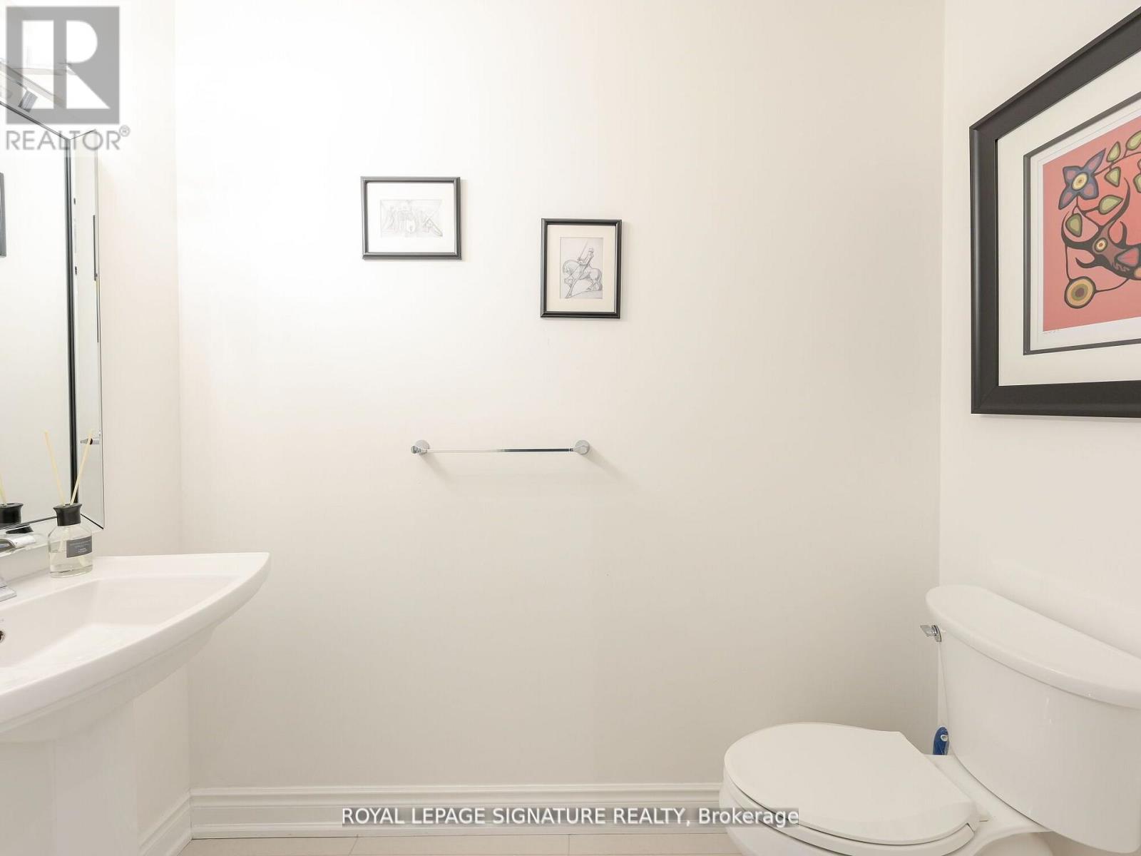 281 Mcgill Street, Mississauga, Ontario  L5A 1V3 - Photo 34 - W12480882