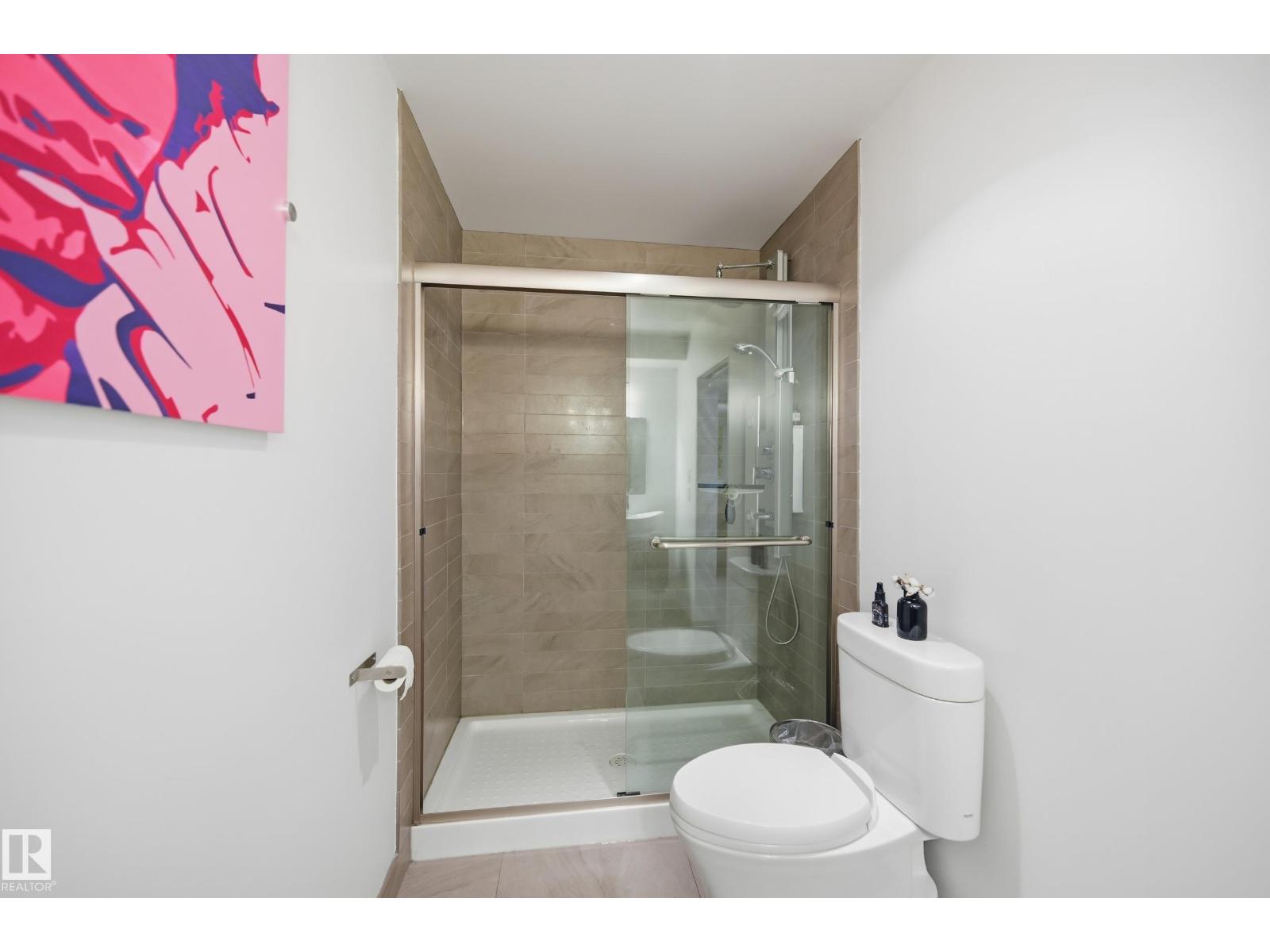 10065 90 Av Nw, Edmonton, Alberta  T6E 4X2 - Photo 42 - E4463417