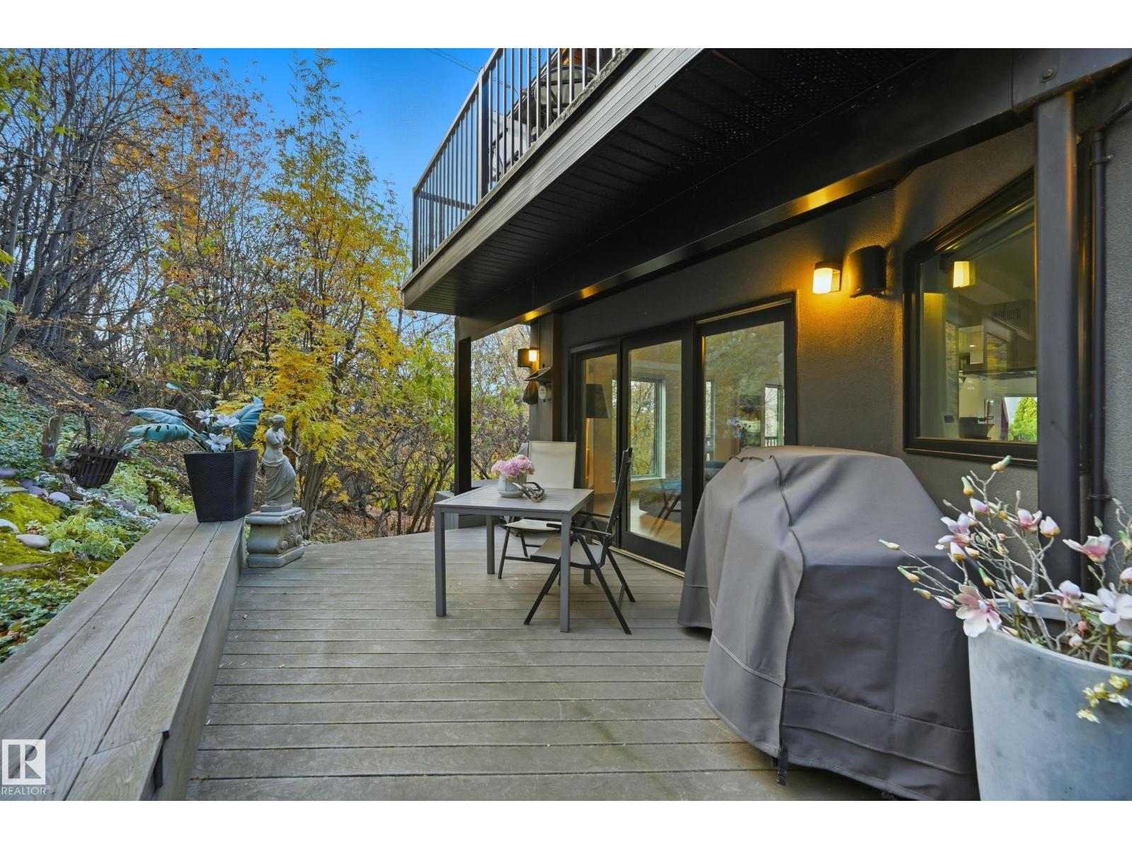 10065 90 Av Nw, Edmonton, Alberta  T6E 4X2 - Photo 47 - E4463417