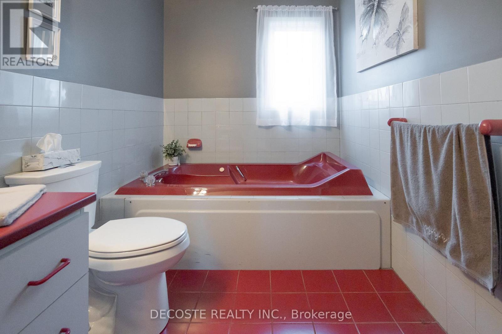 515 Tobin Street, North Glengarry, Ontario  K0C 1A0 - Photo 21 - X12446645