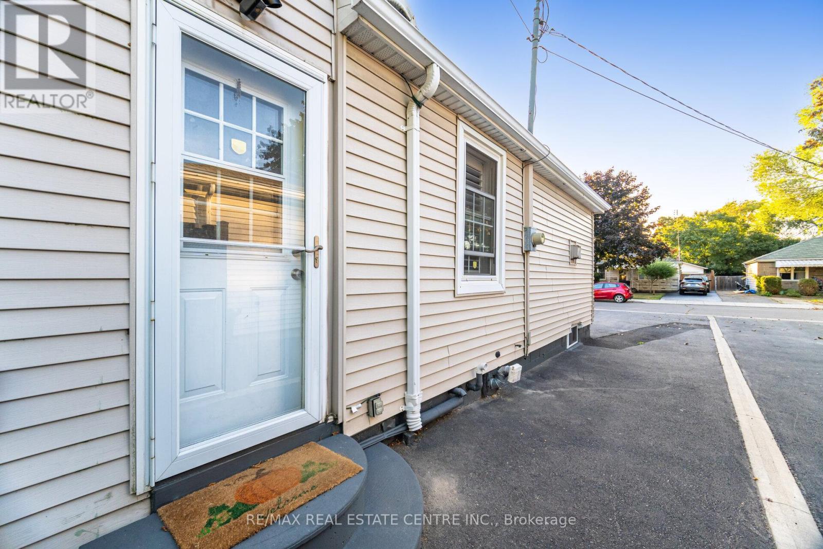 91 East 44th Street, Hamilton, Ontario  L8T 3G9 - Photo 47 - X12481013