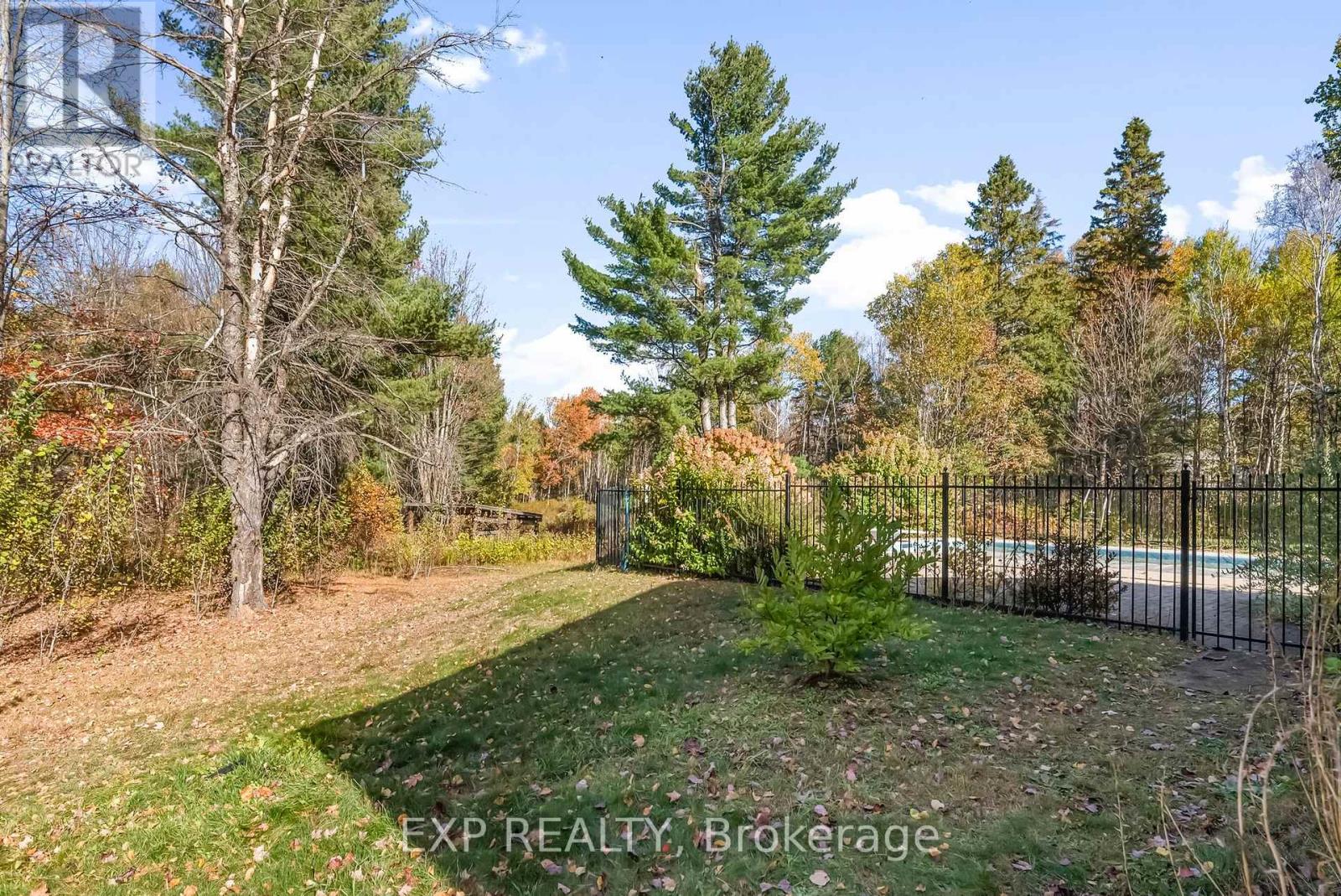 91 Hillcrest Avenue, Killaloe, Ontario  K0J 2N0 - Photo 22 - X12481121