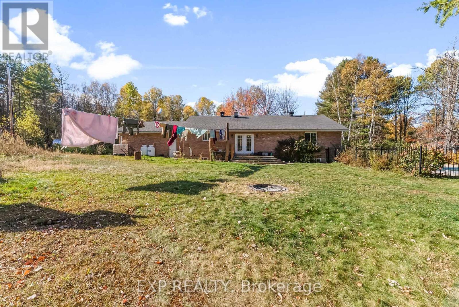 91 Hillcrest Avenue, Killaloe, Ontario  K0J 2N0 - Photo 25 - X12481121