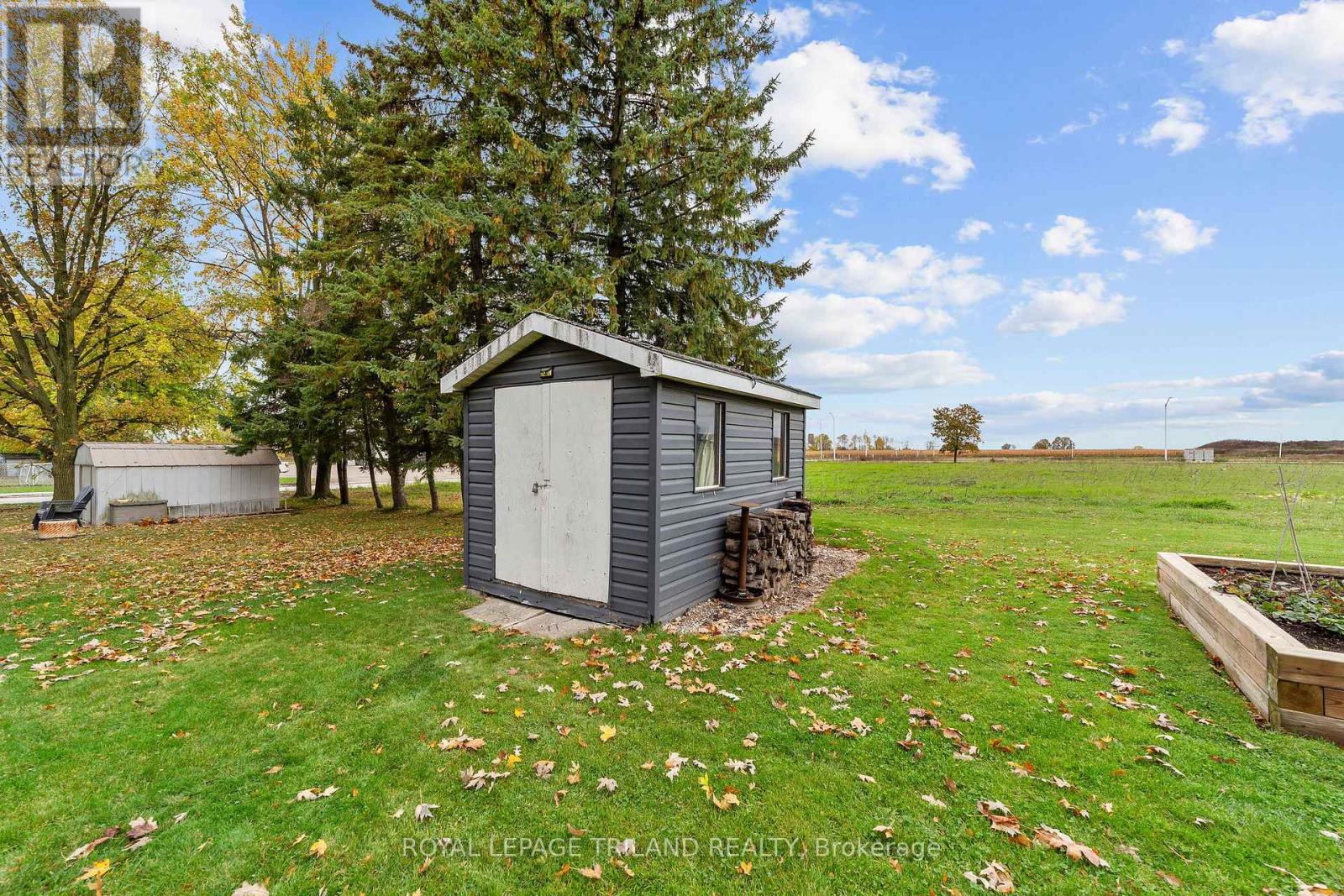202 Appin Road, Southwest Middlesex, Ontario  N0L 1M0 - Photo 27 - X12481159