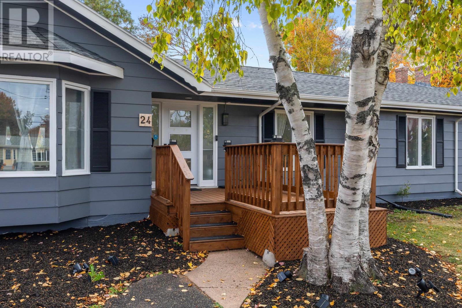 24 Oak Drive, Charlottetown, Prince Edward Island  C1A 6T5 - Photo 4 - 202526581