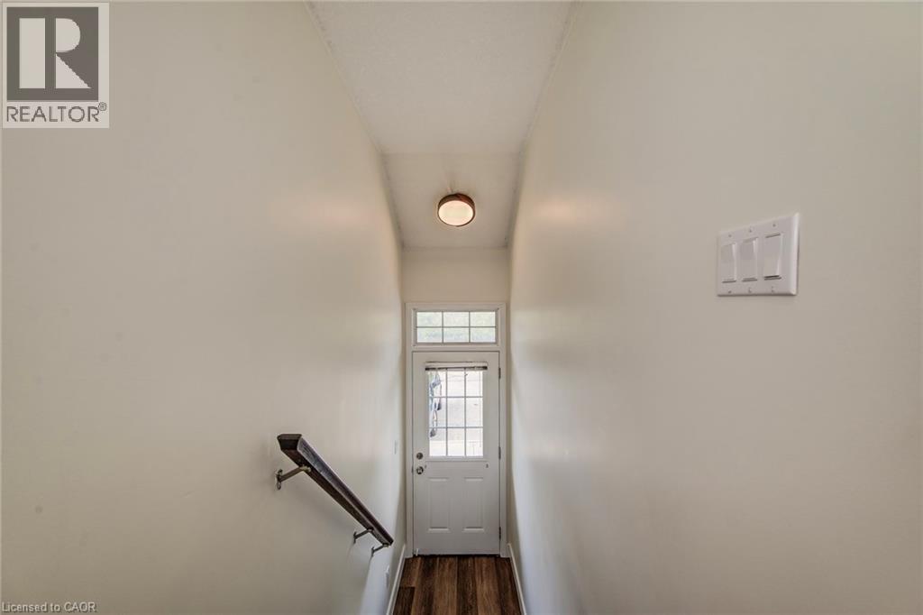 931 Glasgow Street Unit# 35b, Kitchener, Ontario  N2N 0B6 - Photo 4 - 40774093