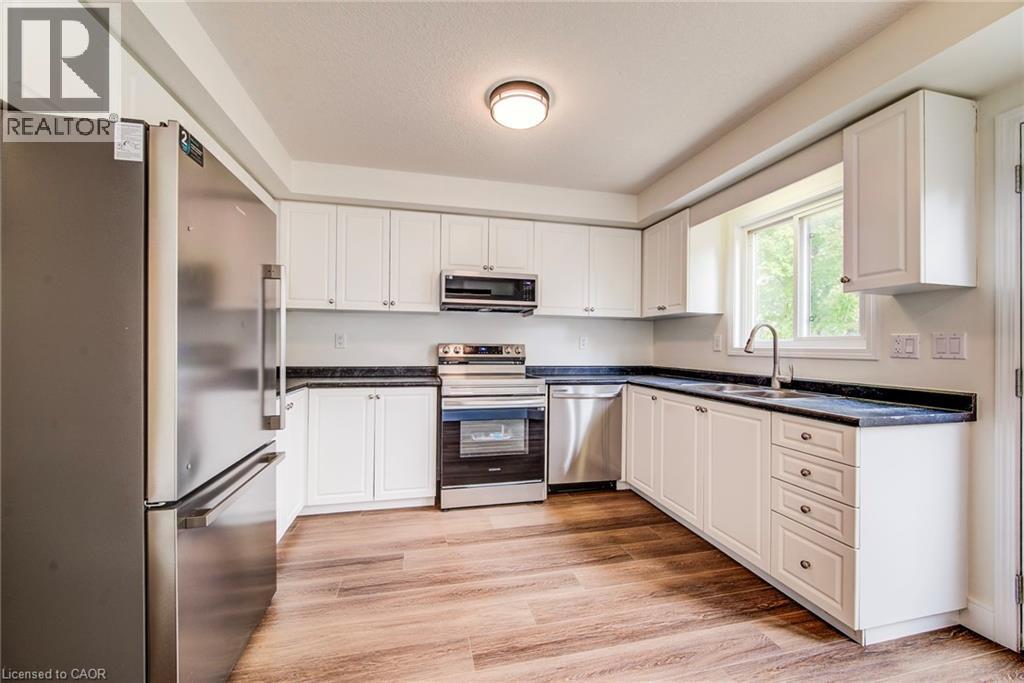 931 Glasgow Street Unit# 35b, Kitchener, Ontario  N2N 0B6 - Photo 16 - 40774093