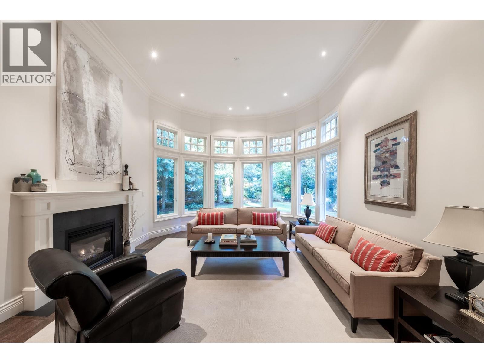 448 Gordon Avenue, West Vancouver, British Columbia  V7T 1P3 - Photo 5 - R3060110