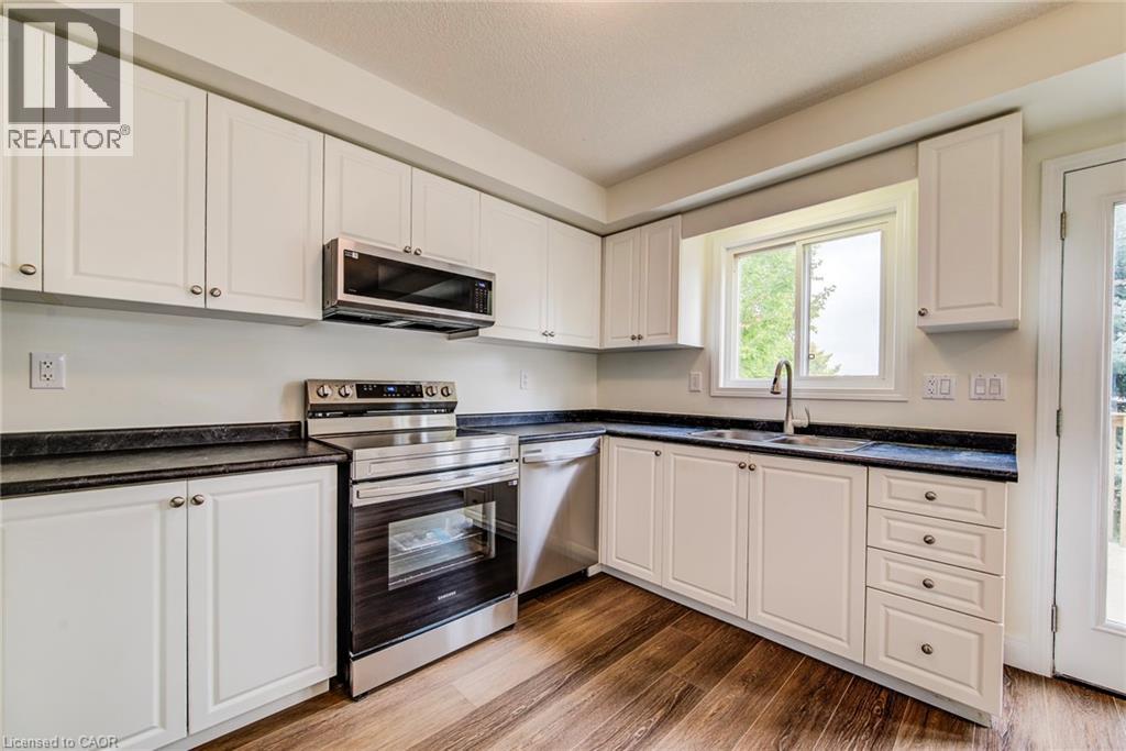 931 Glasgow Street Unit# 35b, Kitchener, Ontario  N2N 0B6 - Photo 7 - 40779043