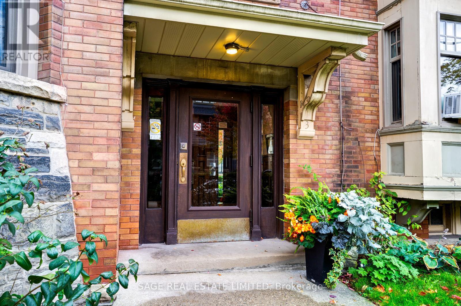 7 - 3 Lonsdale Road, Toronto, Ontario  M4V 2C8 - Photo 4 - C12481073