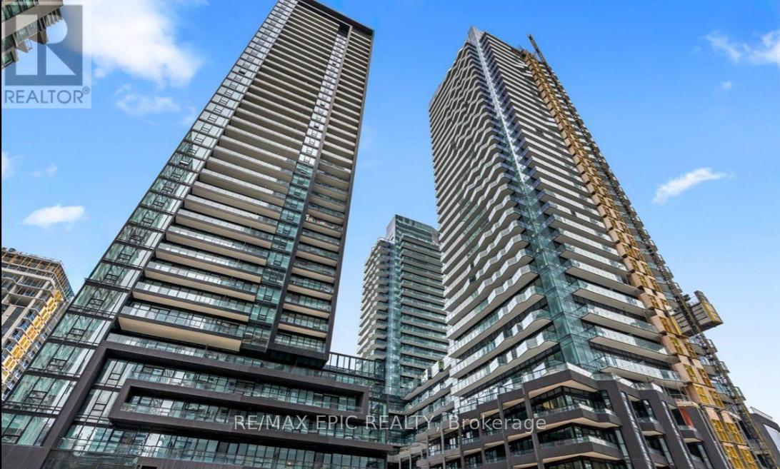 906S - 110 BROADWAY AVENUE, Toronto, Ontario