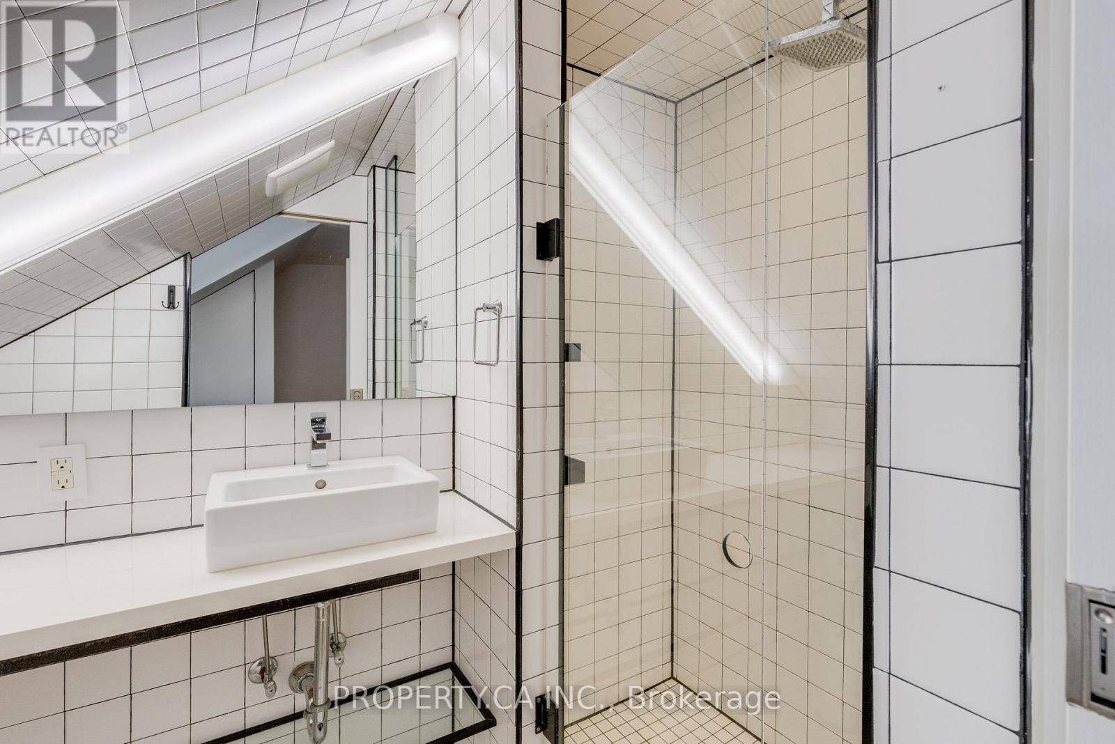 1 - 64 Dovercourt Road, Toronto, Ontario  M6J 3C3 - Photo 18 - C12481111