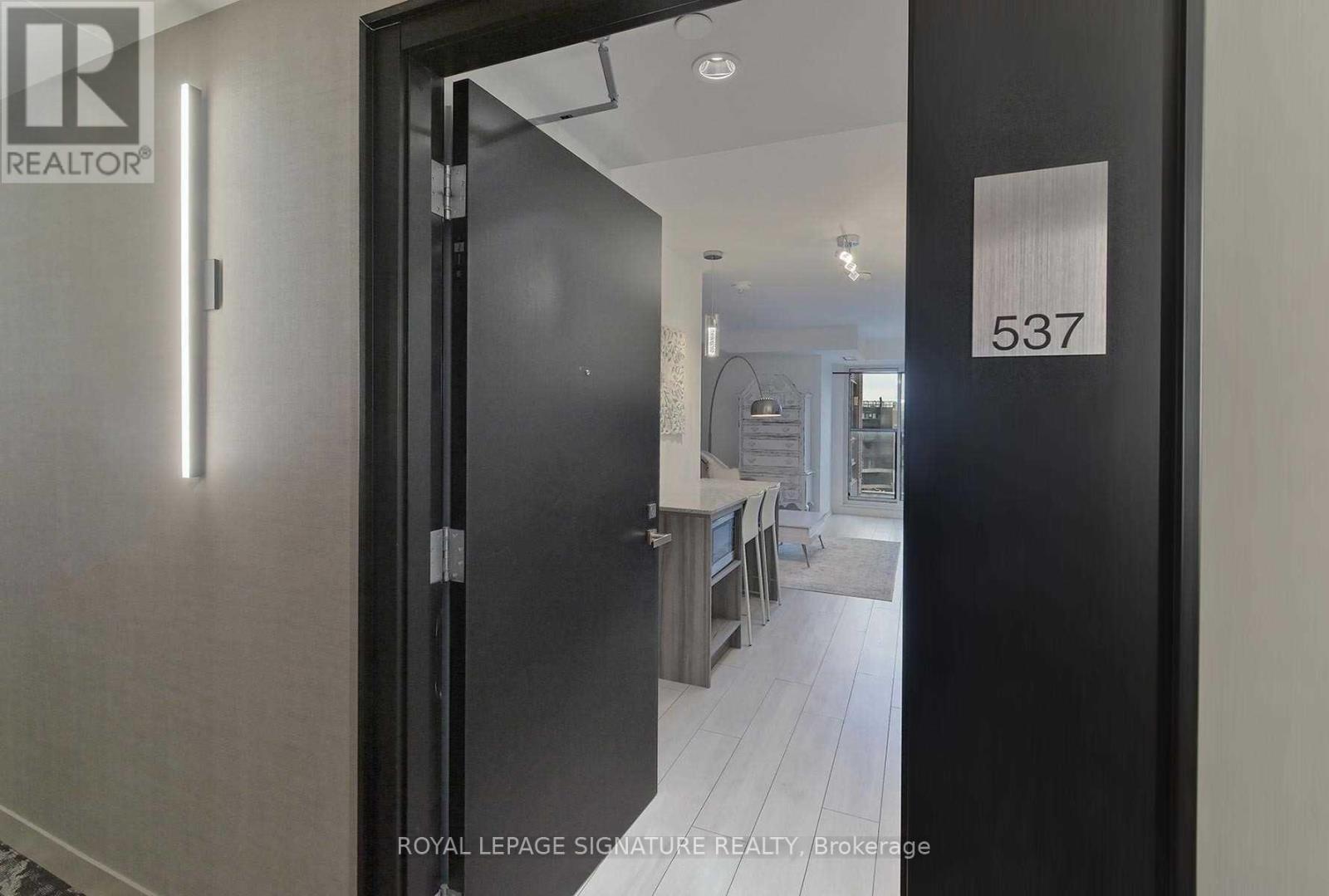 537 - 31 Tippett Road, Toronto, Ontario  M3H 0C8 - Photo 2 - C12481154