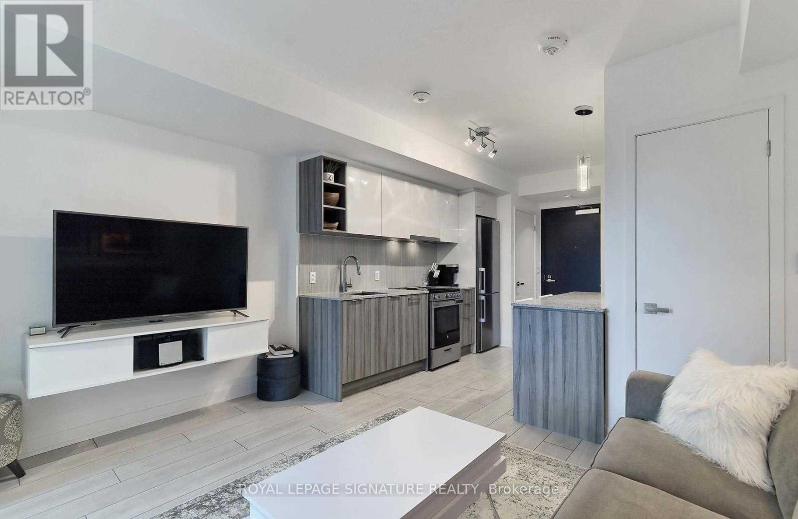 537 - 31 Tippett Road, Toronto, Ontario  M3H 0C8 - Photo 3 - C12481154