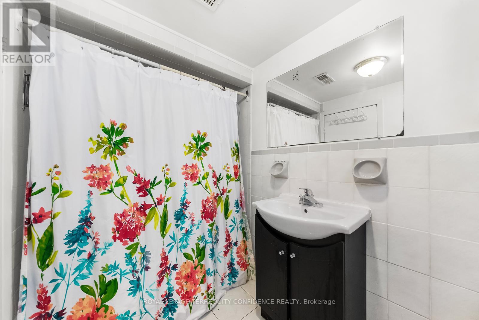 69 Nipigon Avenue, Toronto, Ontario  M2M 2V9 - Photo 22 - C12481164