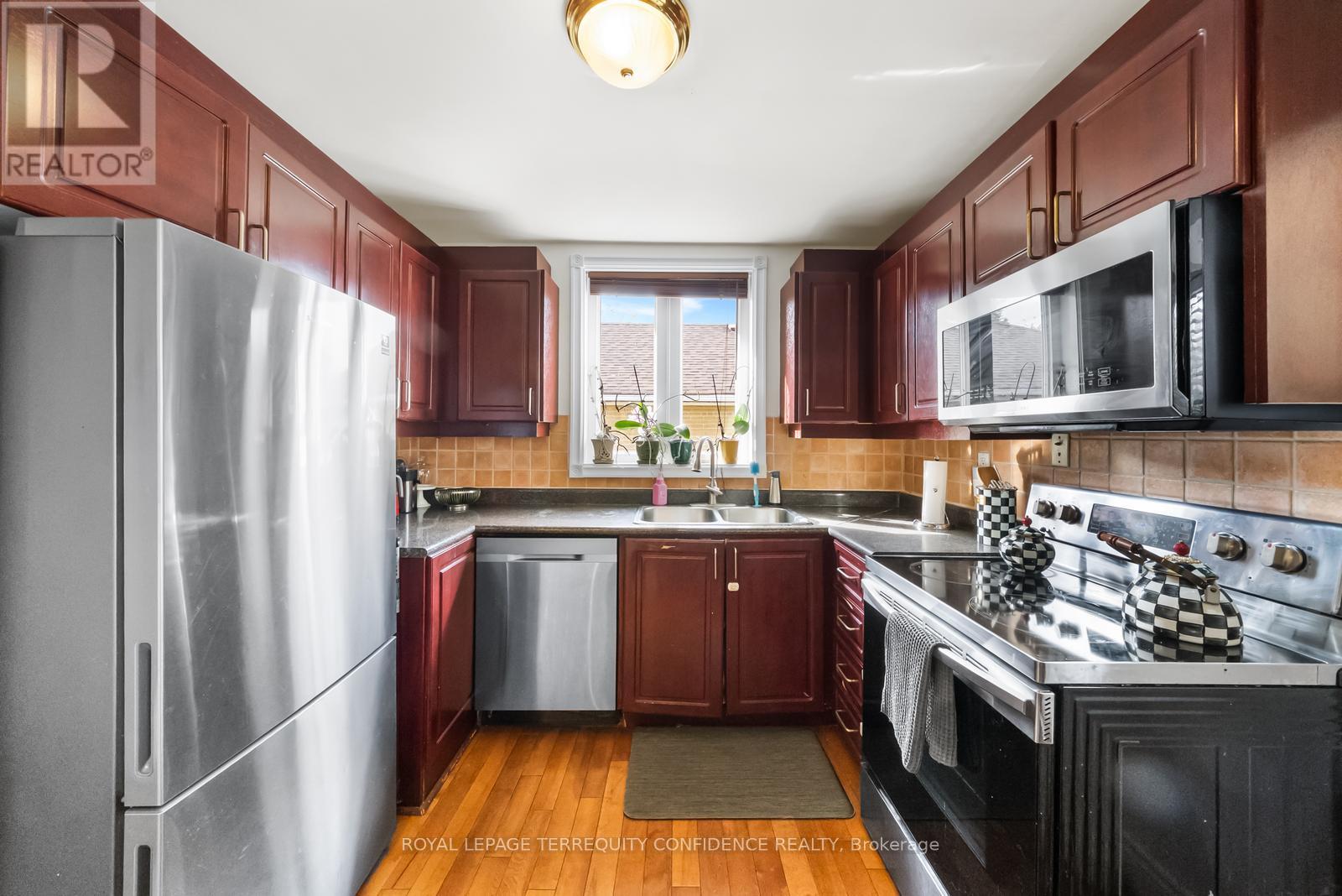 69 Nipigon Avenue, Toronto, Ontario  M2M 2V9 - Photo 6 - C12481164