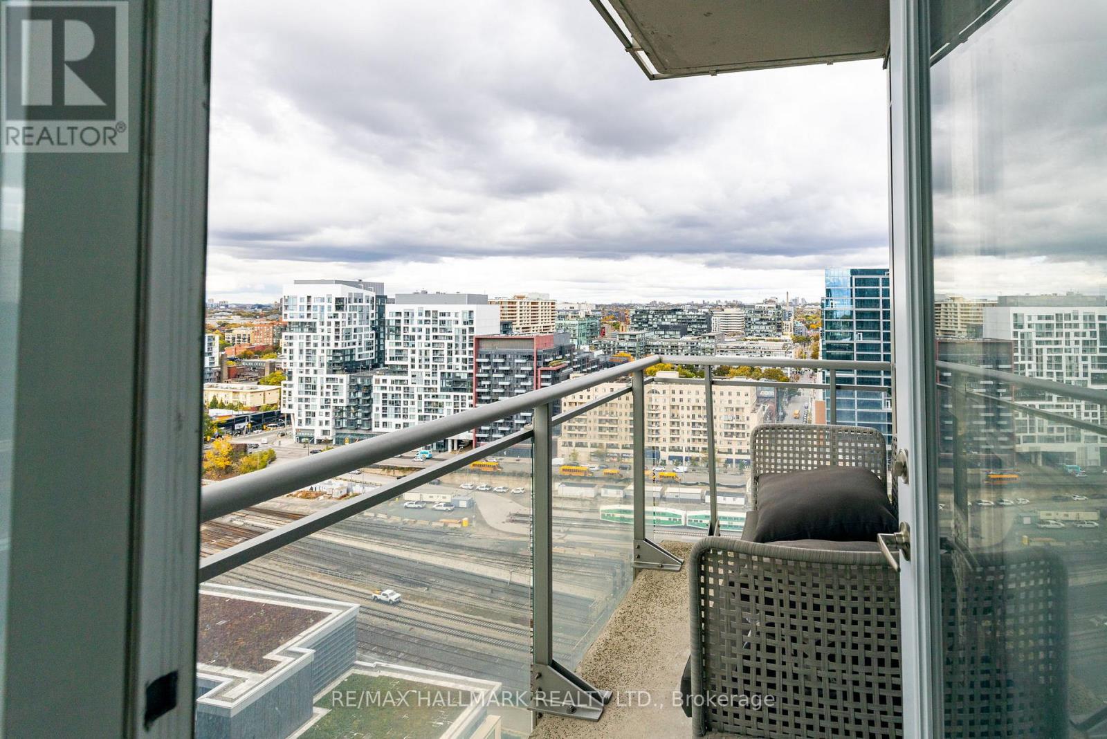 2306 - 151 Dan Leckie Way, Toronto, Ontario  M5V 4A9 - Photo 17 - C12481170