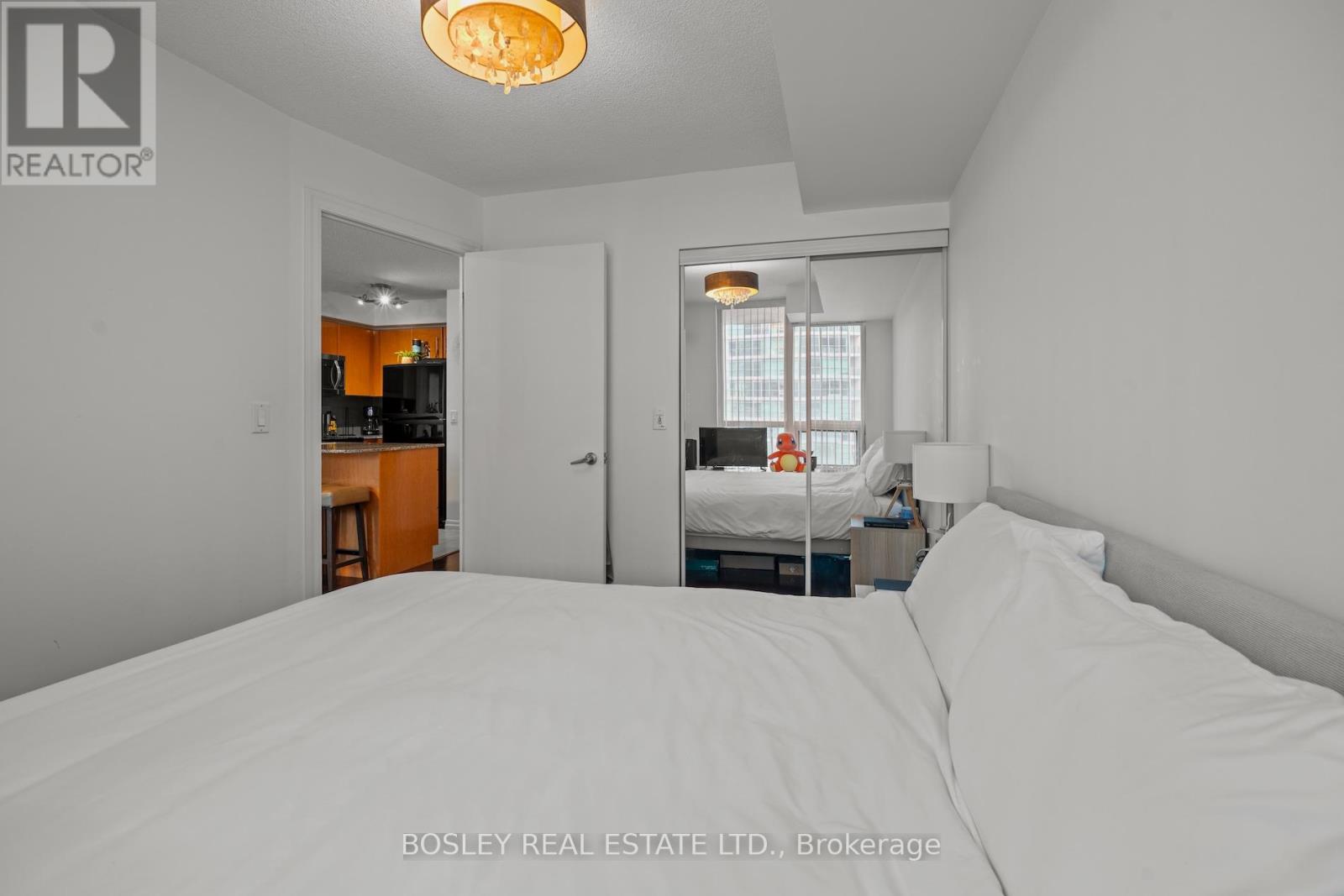 804 - 16 Yonge Street, Toronto, Ontario  M5E 2A1 - Photo 10 - C12479344