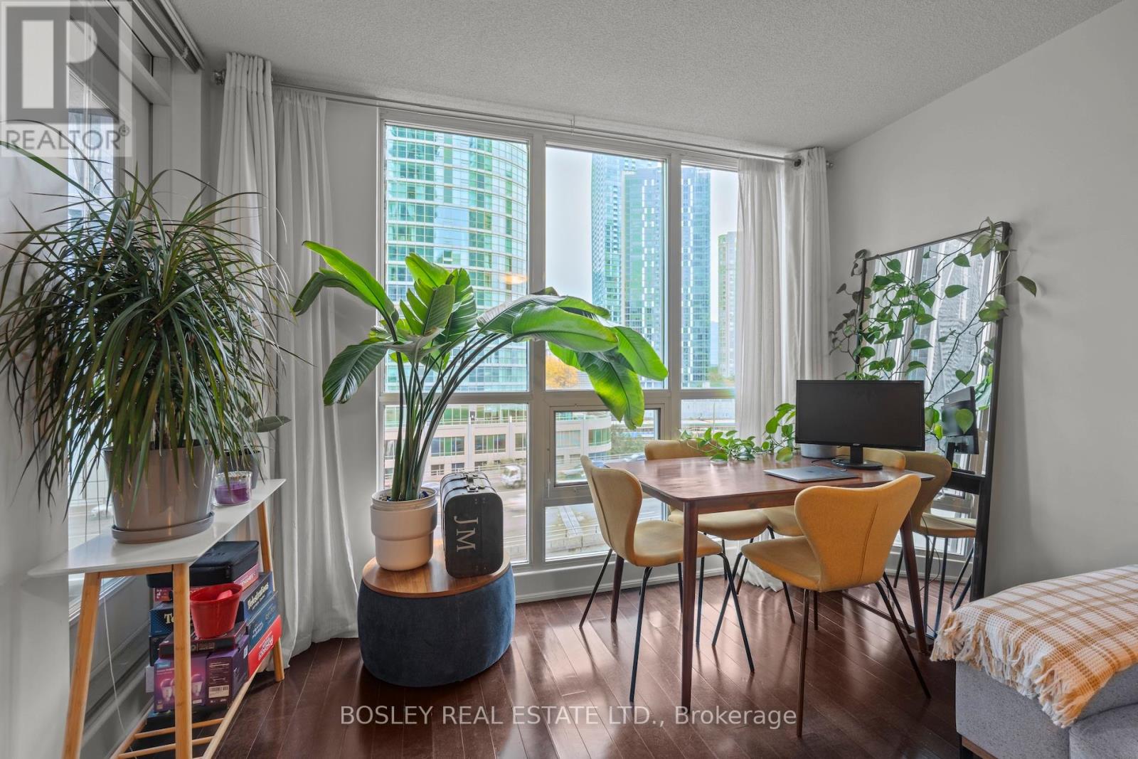 804 - 16 Yonge Street, Toronto, Ontario  M5E 2A1 - Photo 2 - C12479344