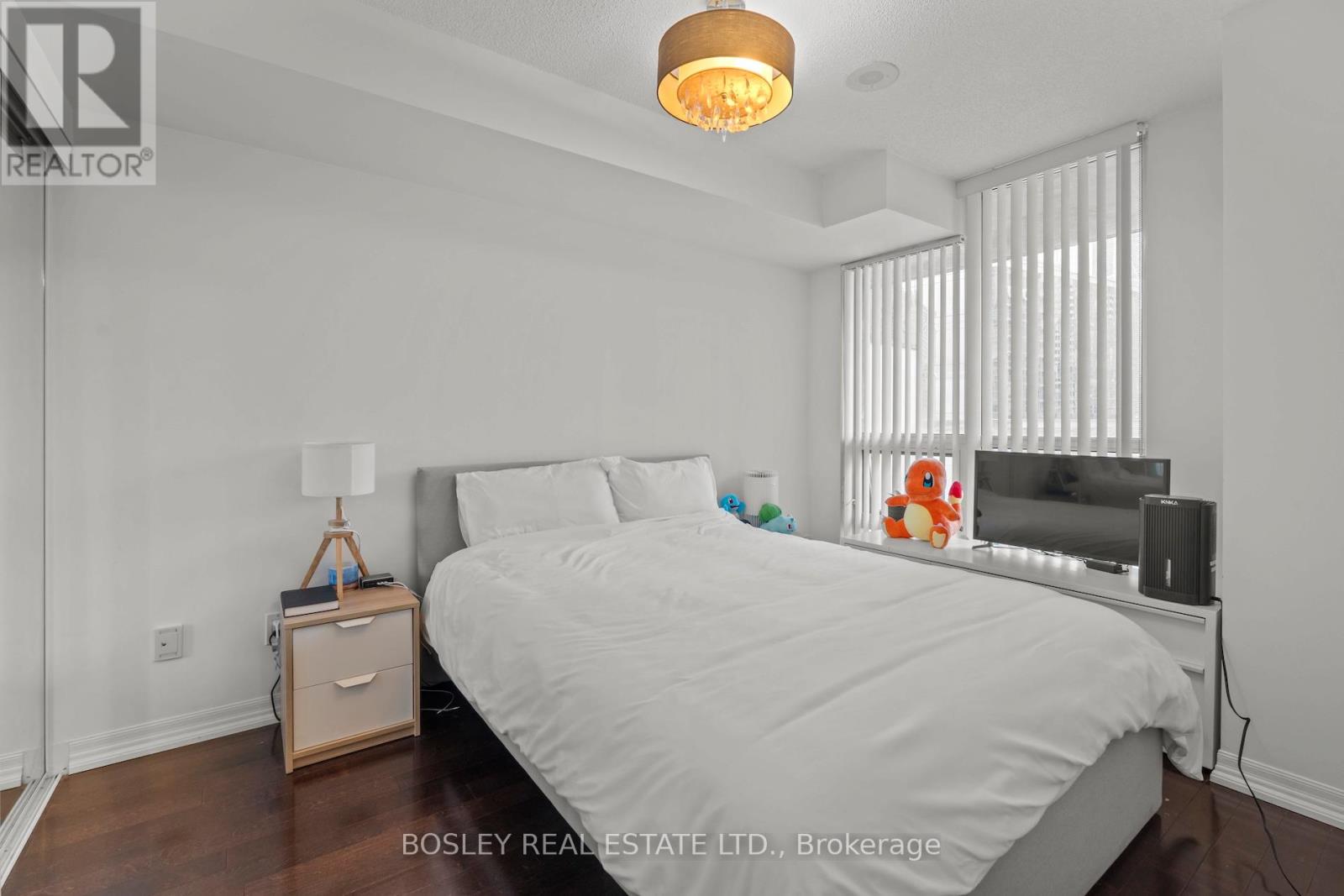 804 - 16 Yonge Street, Toronto, Ontario  M5E 2A1 - Photo 9 - C12479344
