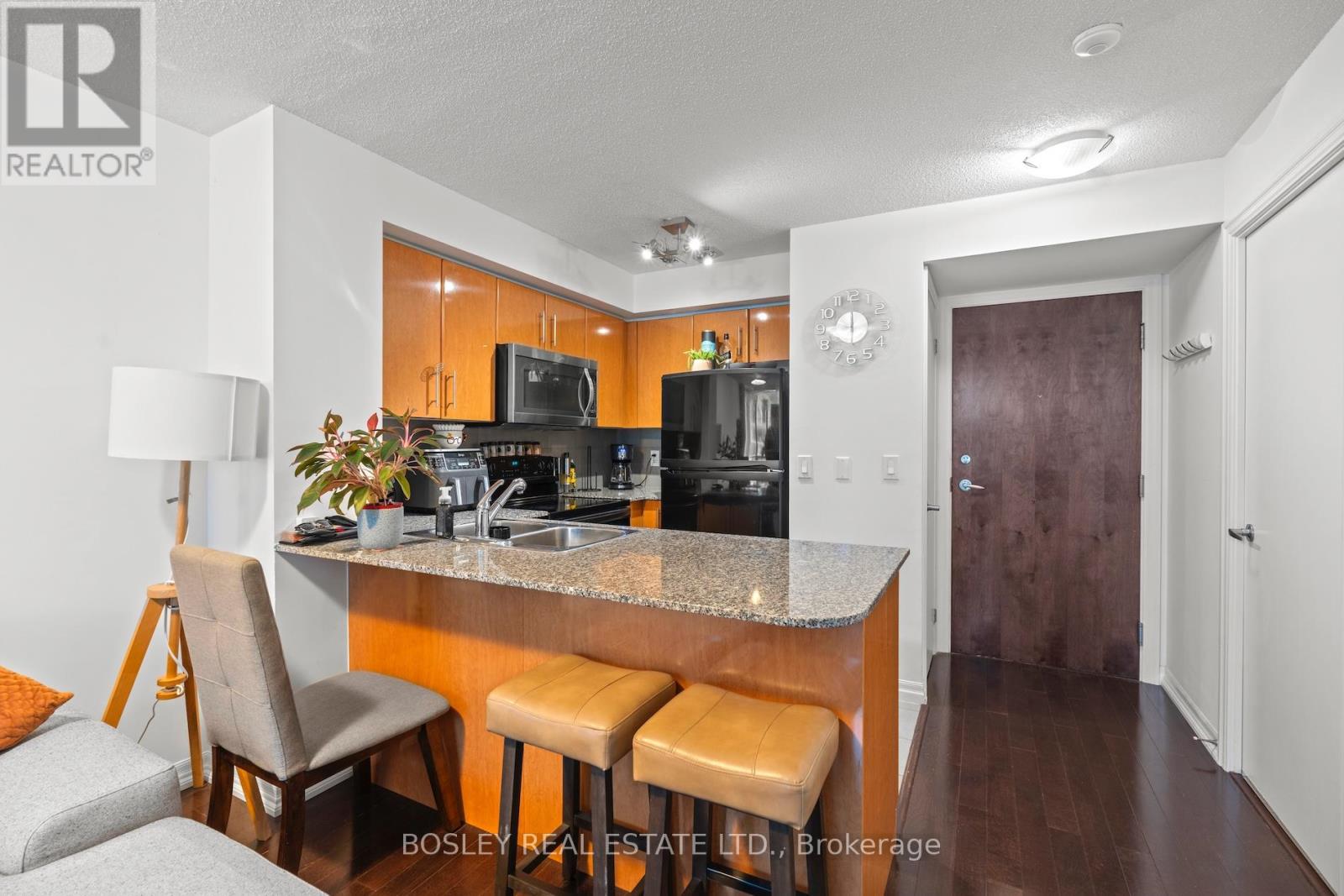 804 - 16 Yonge Street, Toronto, Ontario  M5E 2A1 - Photo 4 - C12479344