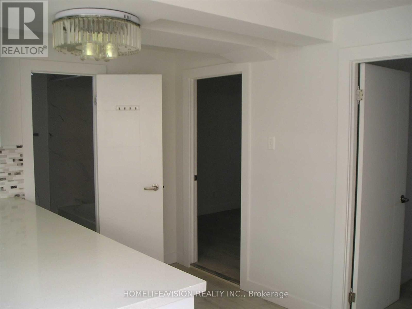 Lower - 25 Arbutus Crescent, Toronto, Ontario  M1P 1W8 - Photo 10 - E12481104