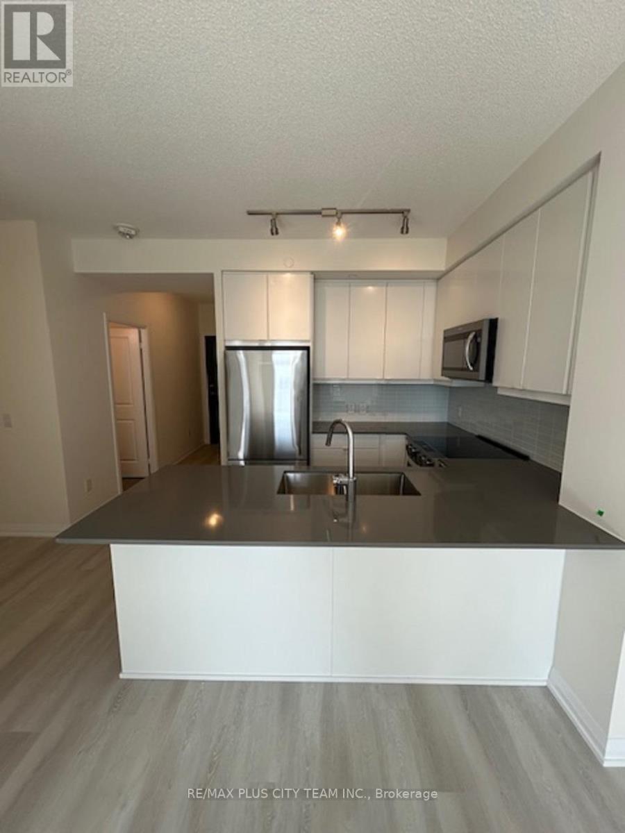 709 - 3260 Sheppard Avenue E, Toronto, Ontario  M1T 3K3 - Photo 5 - E12481135