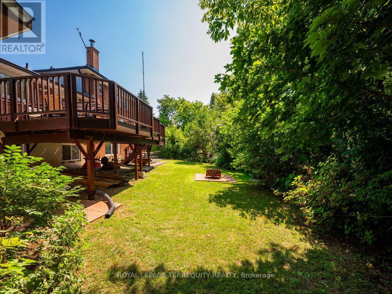 21 Pylon Place, Toronto, Ontario  M9W 2P3 - Photo 48 - W12350569