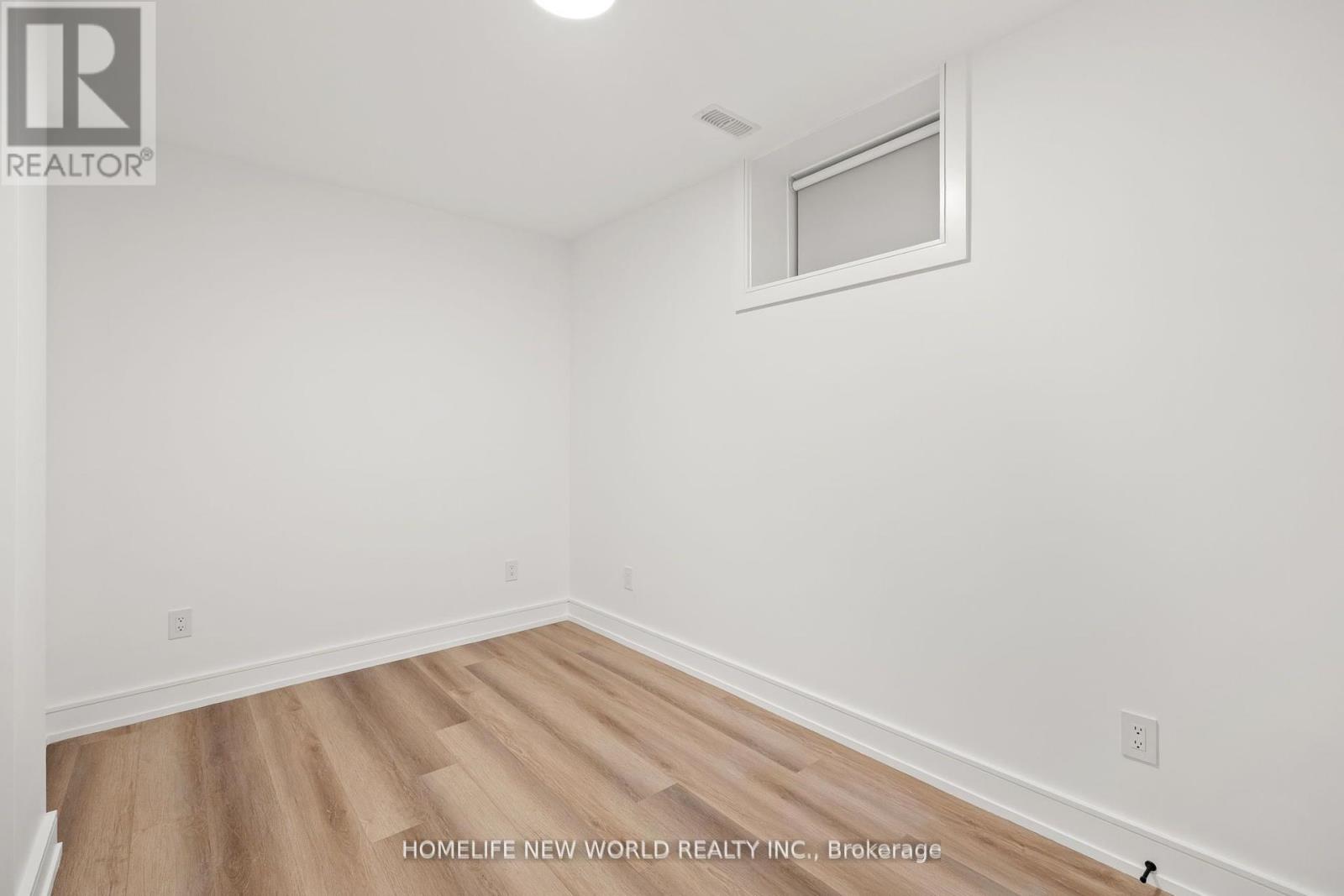 Lease - 1 - 43 Batavia Avenue, Toronto, Ontario  M6N 4A1 - Photo 12 - W12418505