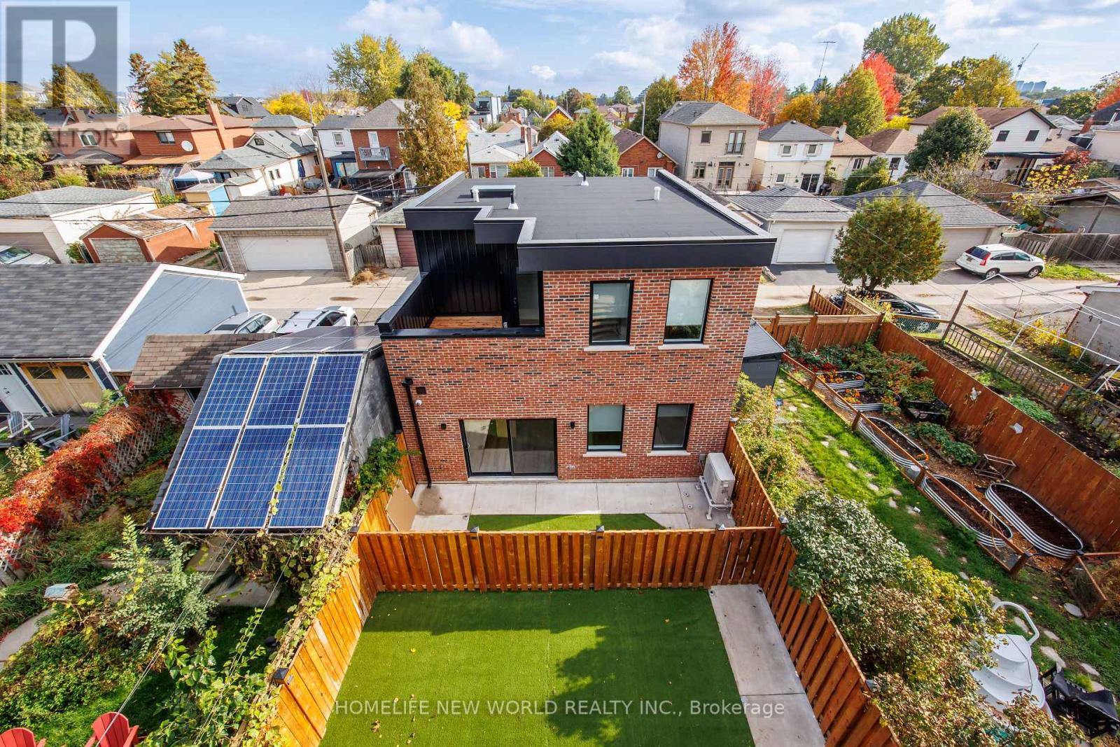 LEASE - 401  - 43 BATAVIA AVENUE, Toronto, Ontario