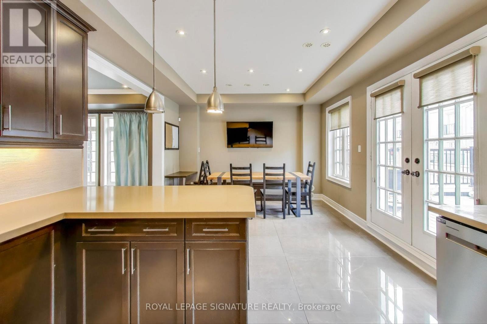 14 Bonnycastle Road, Markham, Ontario  L6G 0C3 - Photo 10 - N12481086