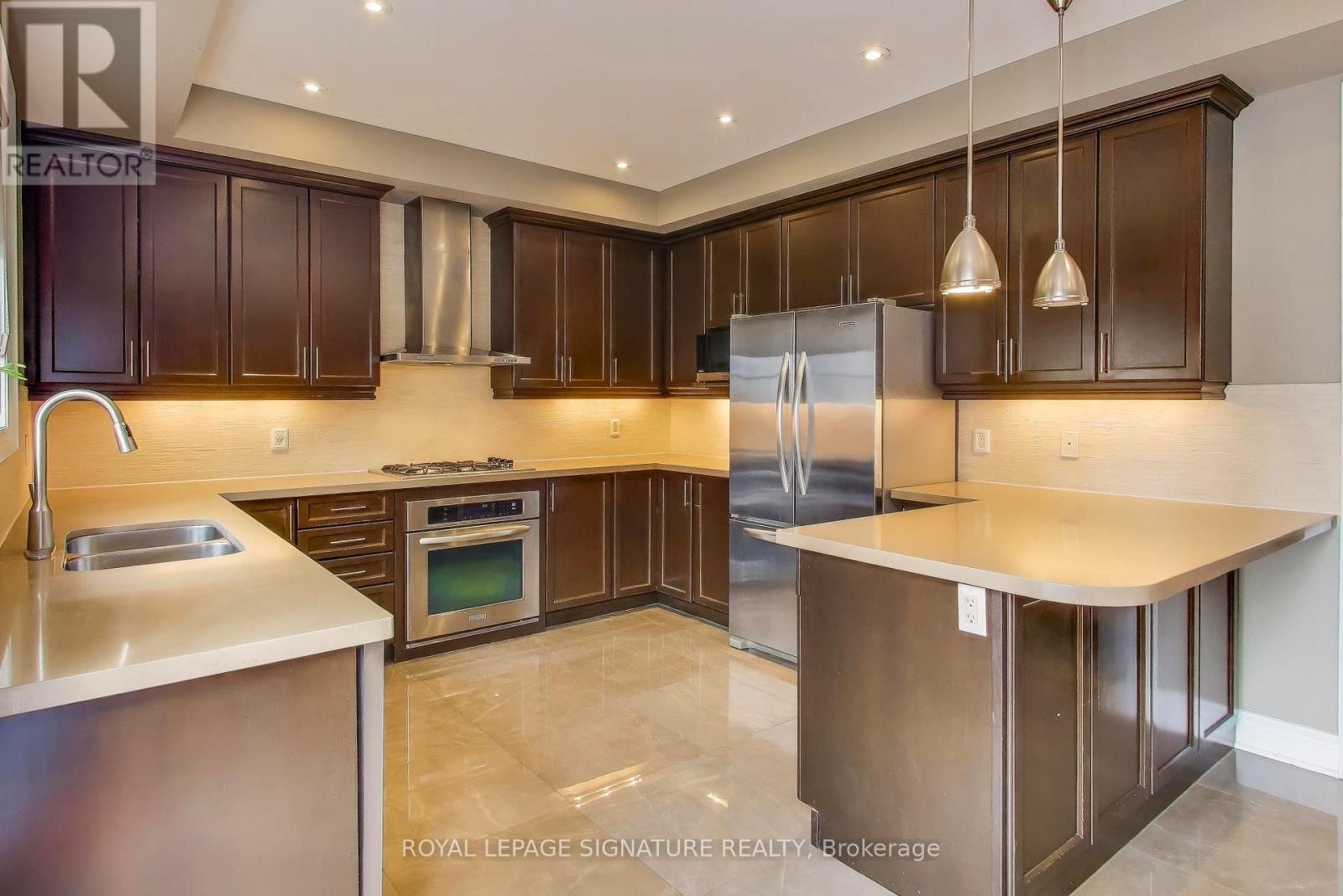 14 Bonnycastle Road, Markham, Ontario  L6G 0C3 - Photo 8 - N12481086