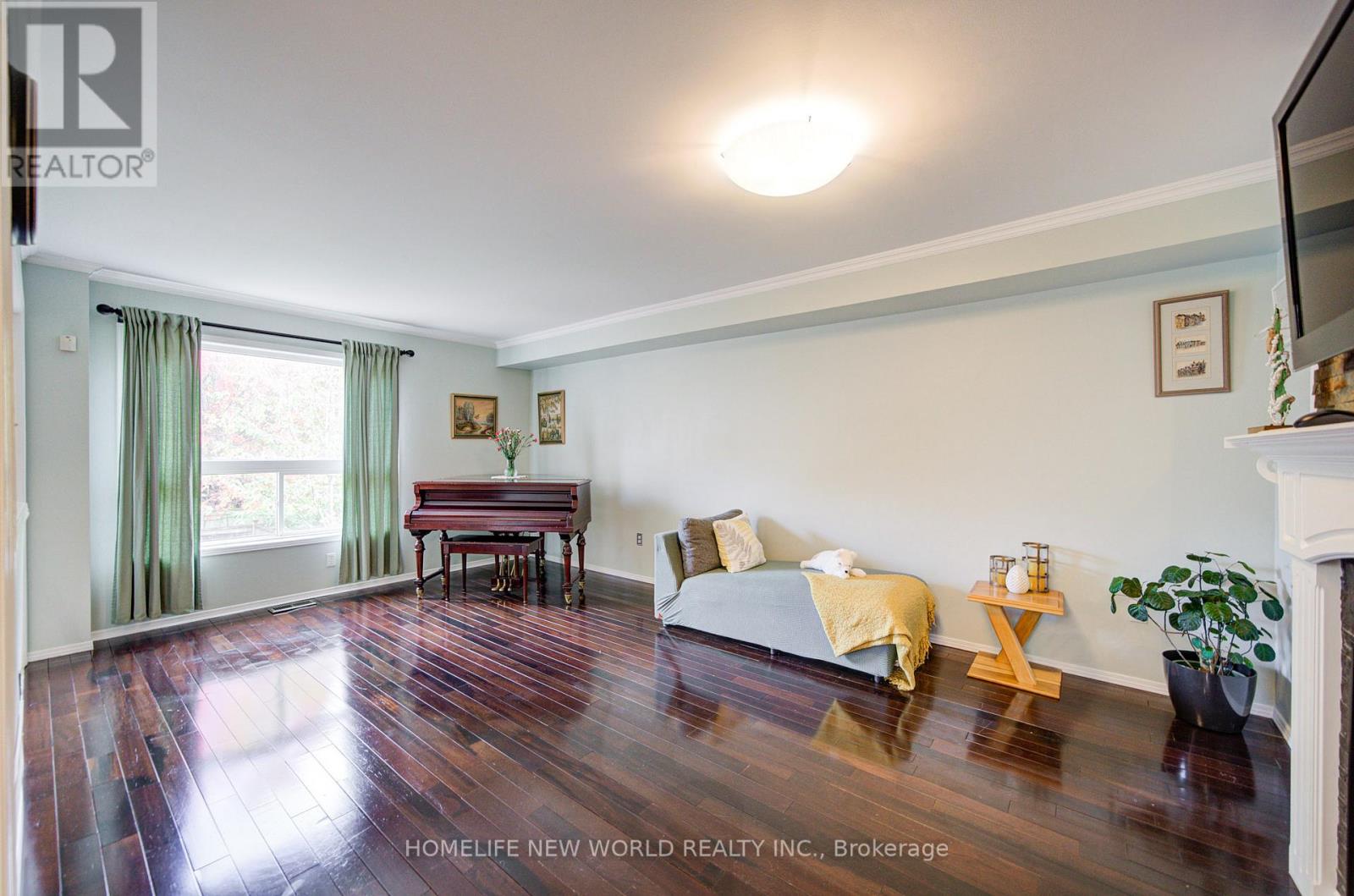 186 Solway Avenue, Vaughan, Ontario  L6A 3C3 - Photo 6 - N12481115