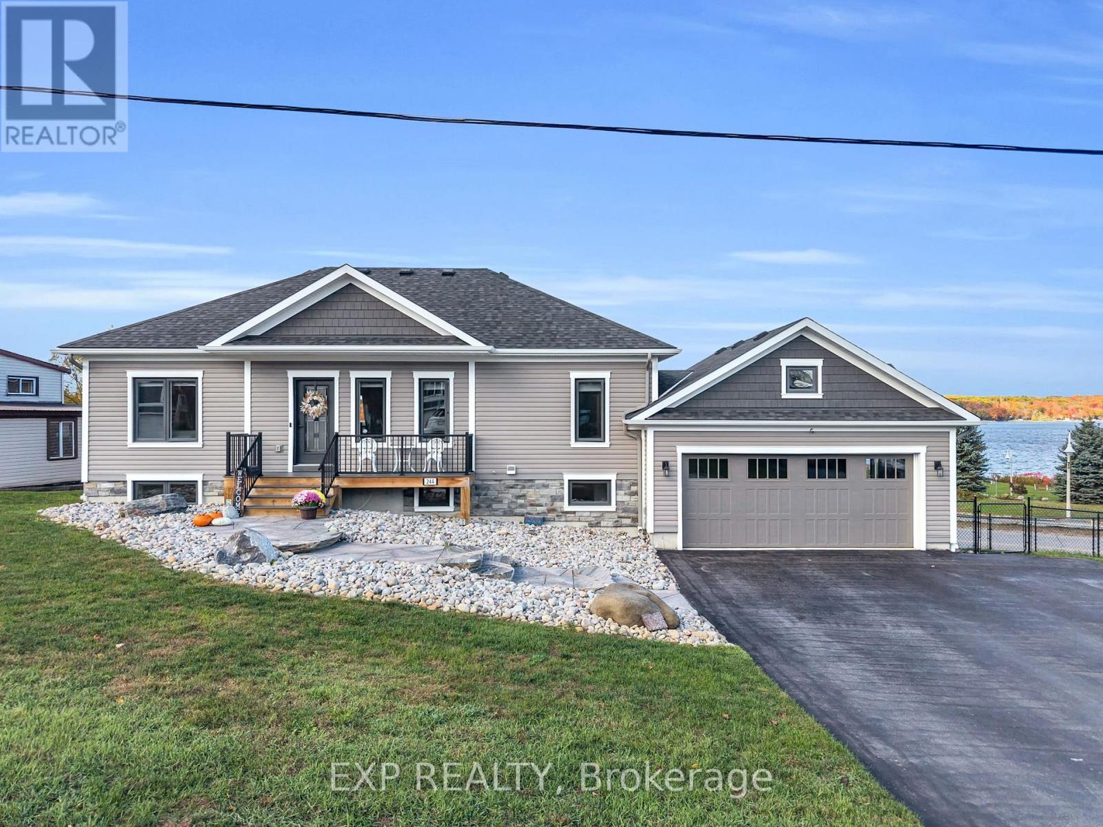244 FRANK STREET, midland, Ontario