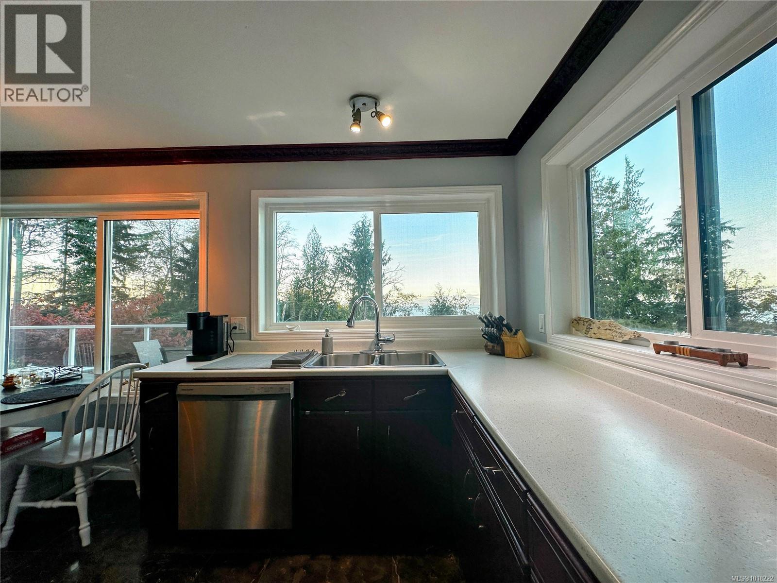 4955 Laguna Way, Nanaimo, British Columbia  V9T 5L7 - Photo 9 - 1018222