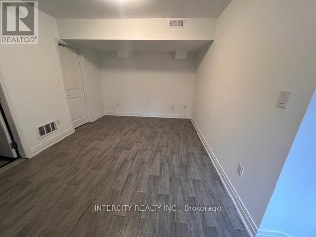 77 Vedette Way, Vaughan, Ontario  L4H 4K3 - Photo 6 - N12480926
