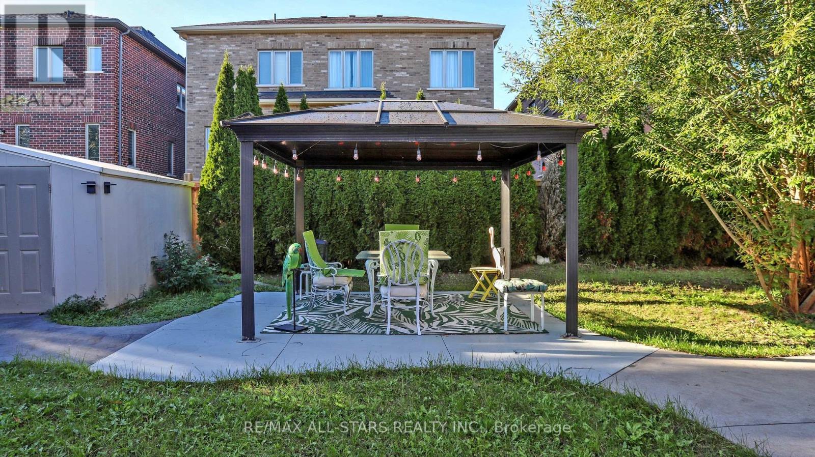 2400 Tesla Crescent, Oakville, Ontario  L6H 7T6 - Photo 44 - W12480334