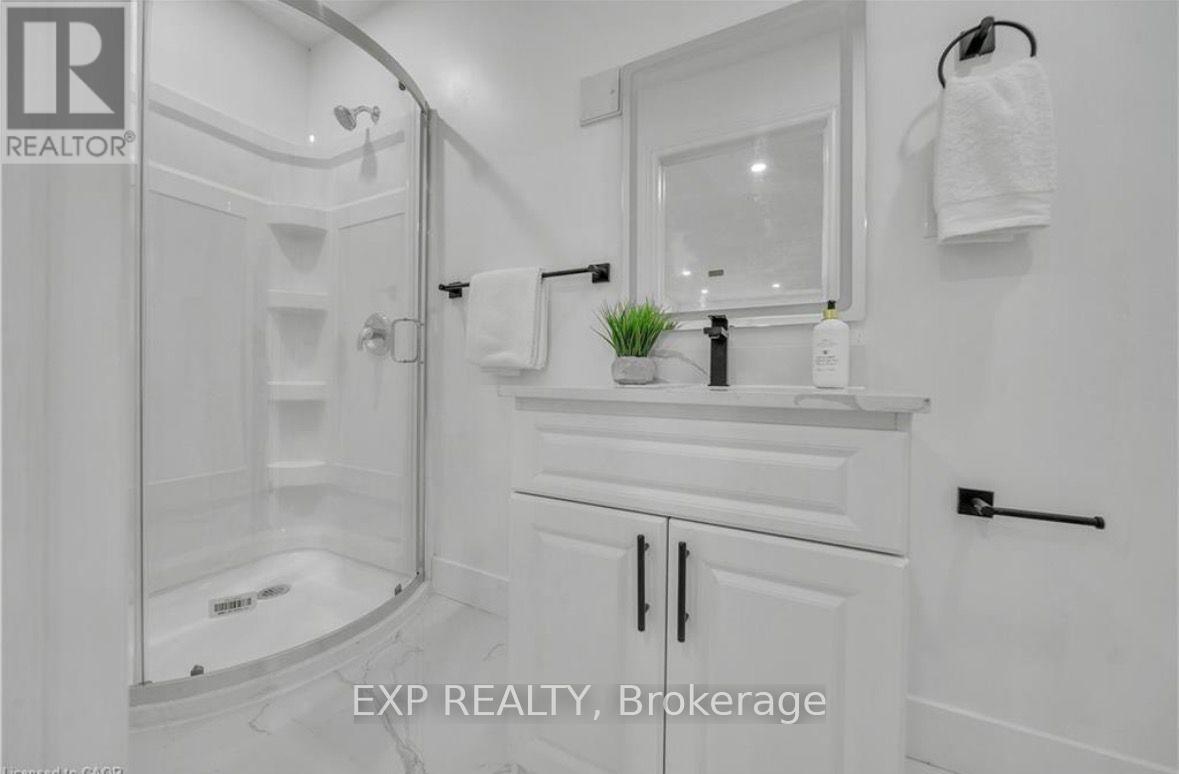 46 Bonaparte Lane, London East, Ontario  N5V 4A8 - Photo 9 - X12480982