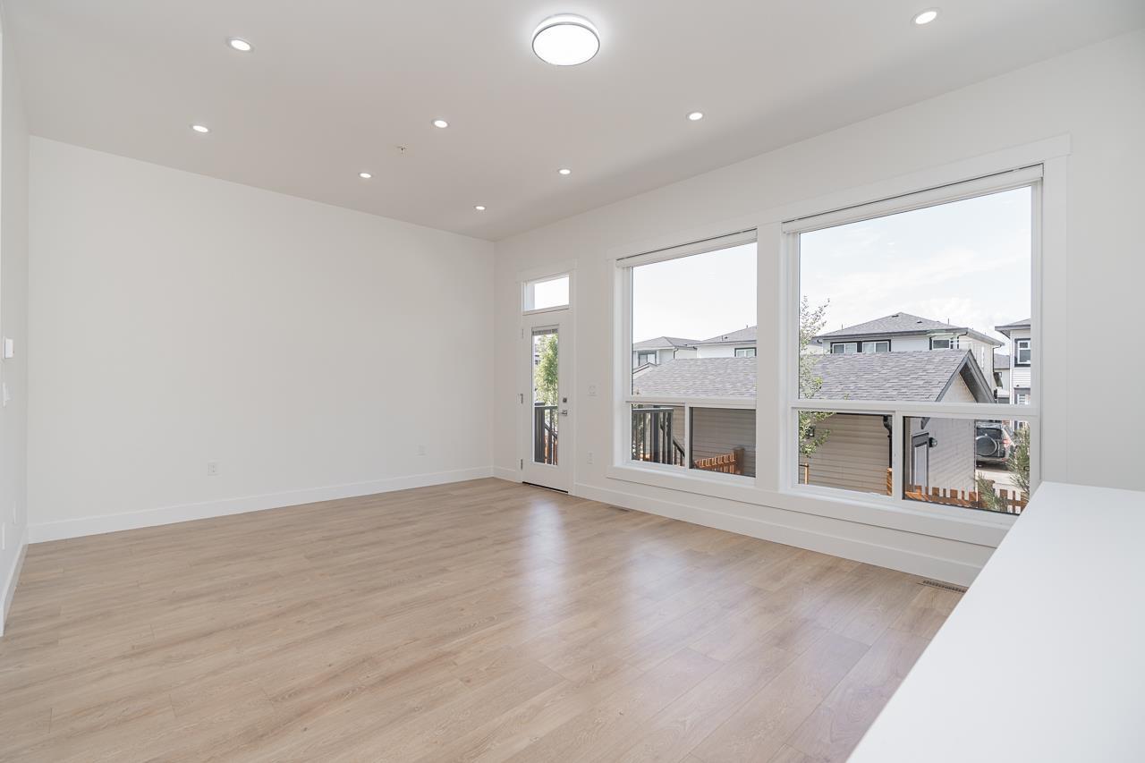 20535 74b Avenue, Langley, British Columbia  V2Y 3S8 - Photo 6 - R3061698