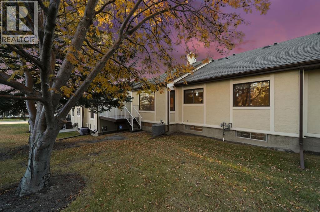 11, Coach Side Terrace Sw, Calgary, Alberta  T3H 1L6 - Photo 34 - A2266586