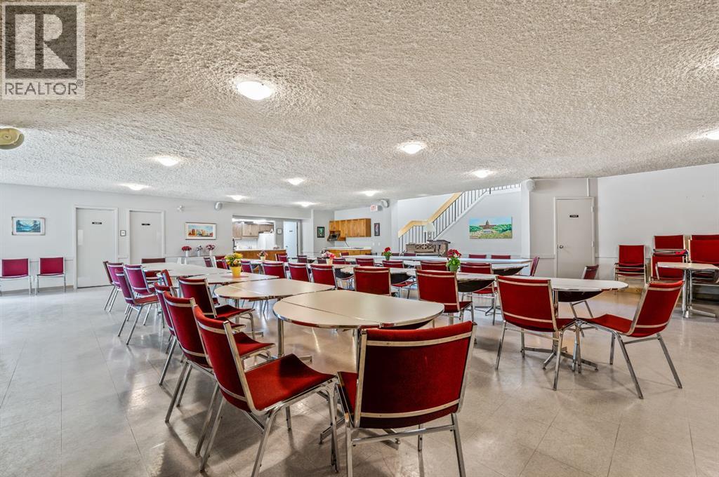 11, Coach Side Terrace Sw, Calgary, Alberta  T3H 1L6 - Photo 45 - A2266586