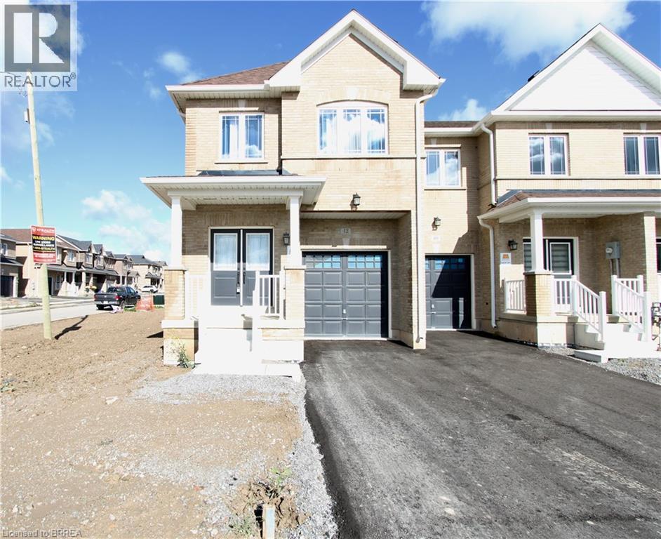 42 Bruton Street, Thorold, Ontario  L2V 0J6 - Photo 1 - 40782073